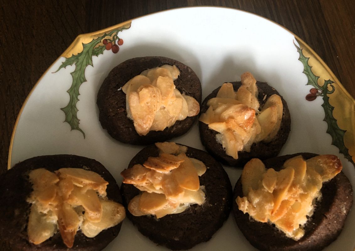 Schokoladen-Mandelkekse - guuglhupf